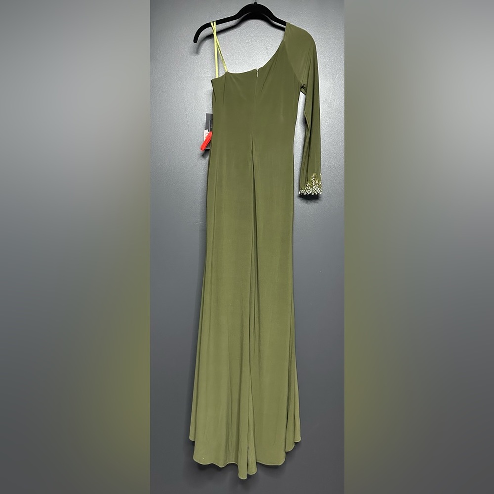 NWT Mac Duggal One Sleeve Beaded Cuff Side Twist Gown Olive 2 55696 - Picture 7 of 7